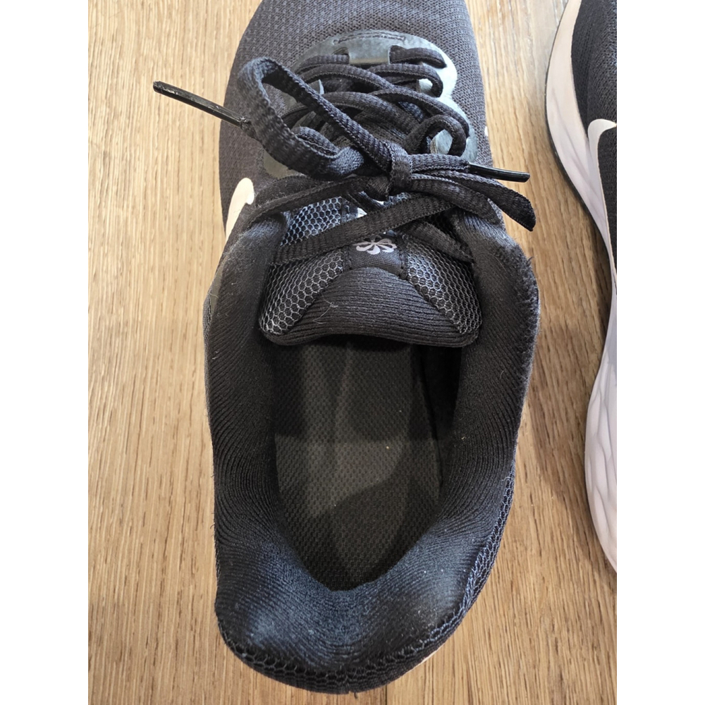 Nike Revolution 6 NN Running Shoes Women’s 8.5 Black White Sneaker DC3729-003 - Picture 10 of 12